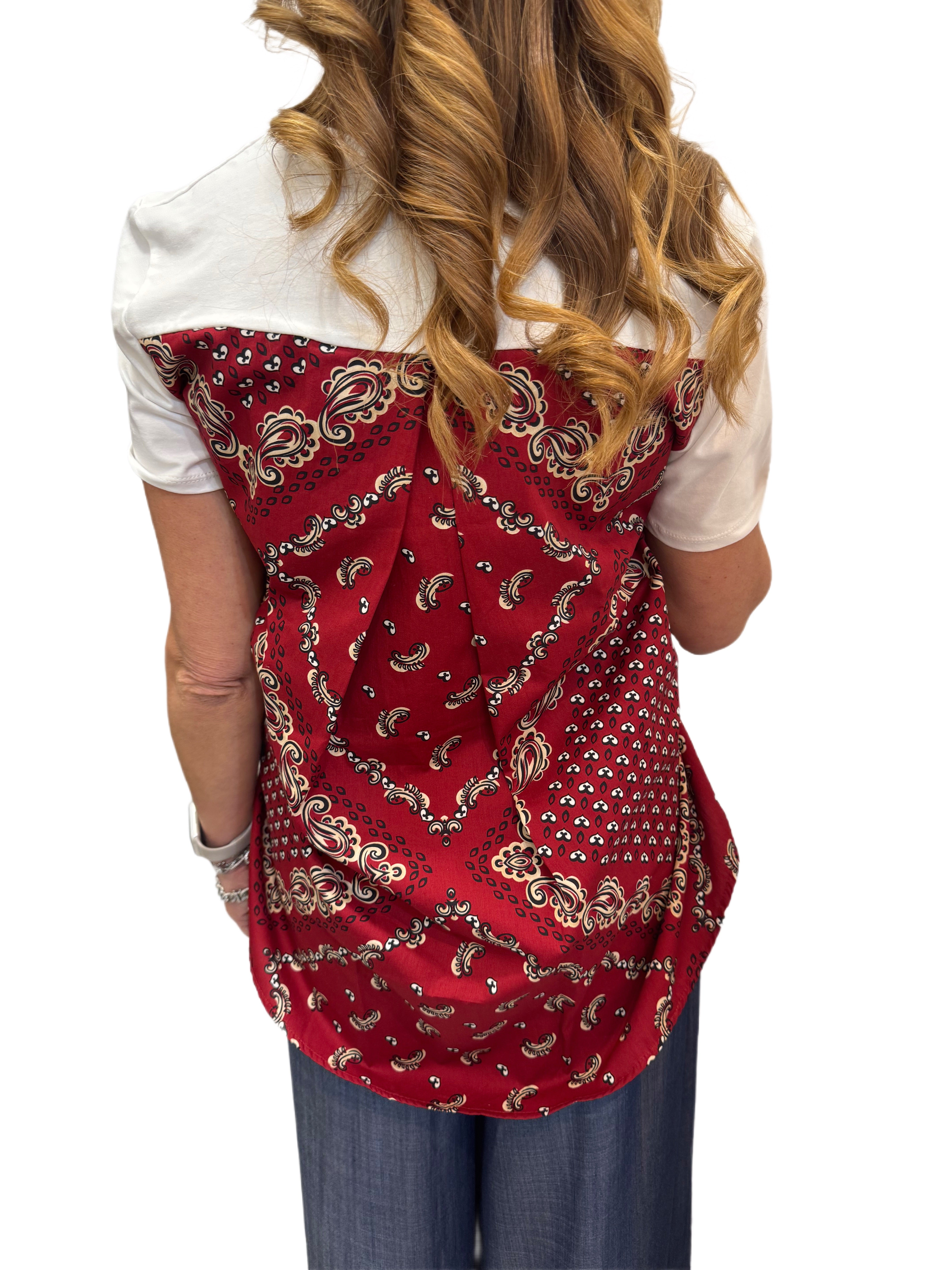 T-shirt con stampa bandana sul retro Emisphere