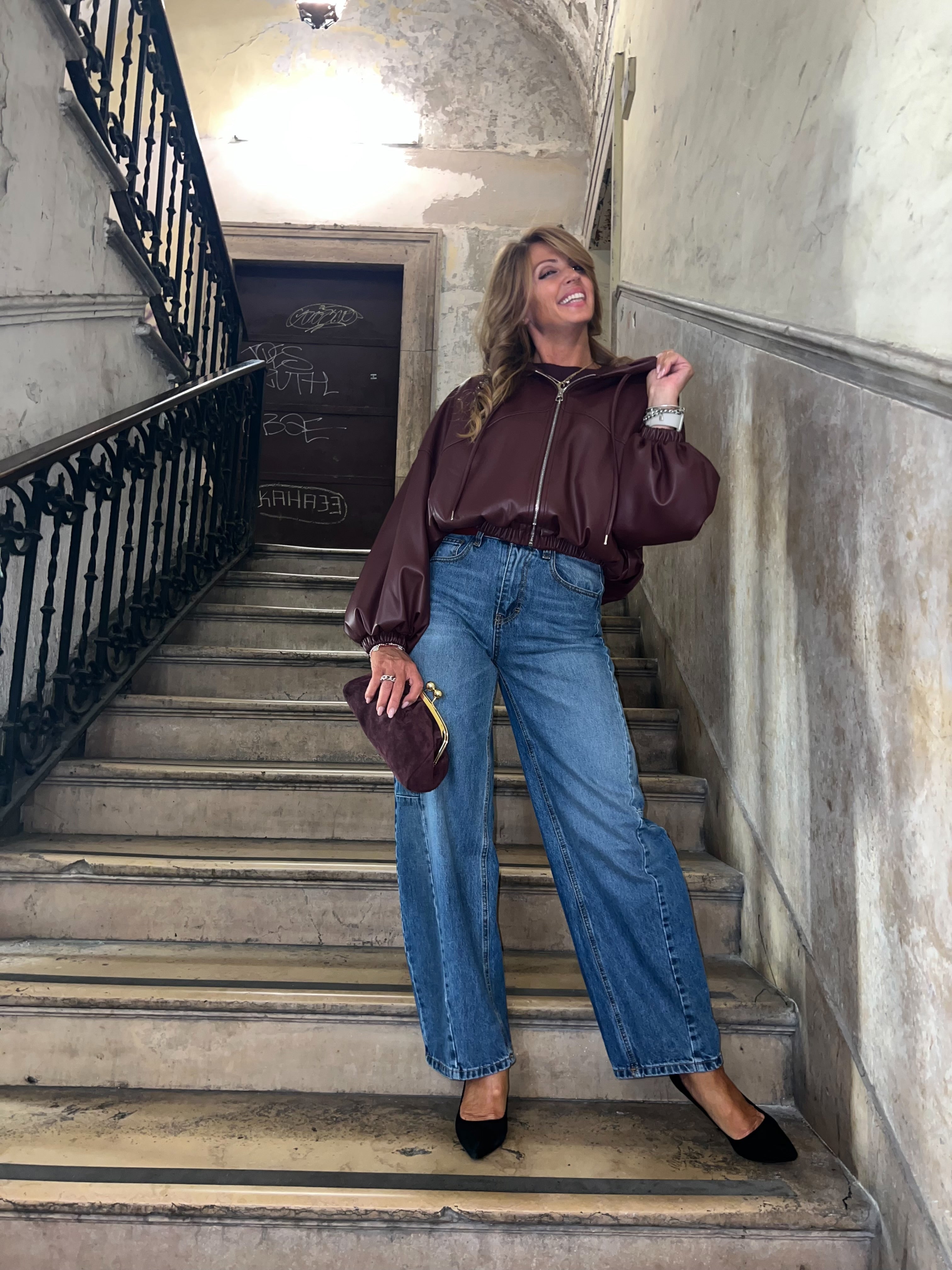 Bomber con cappuccio oversize in similpelle Imperial