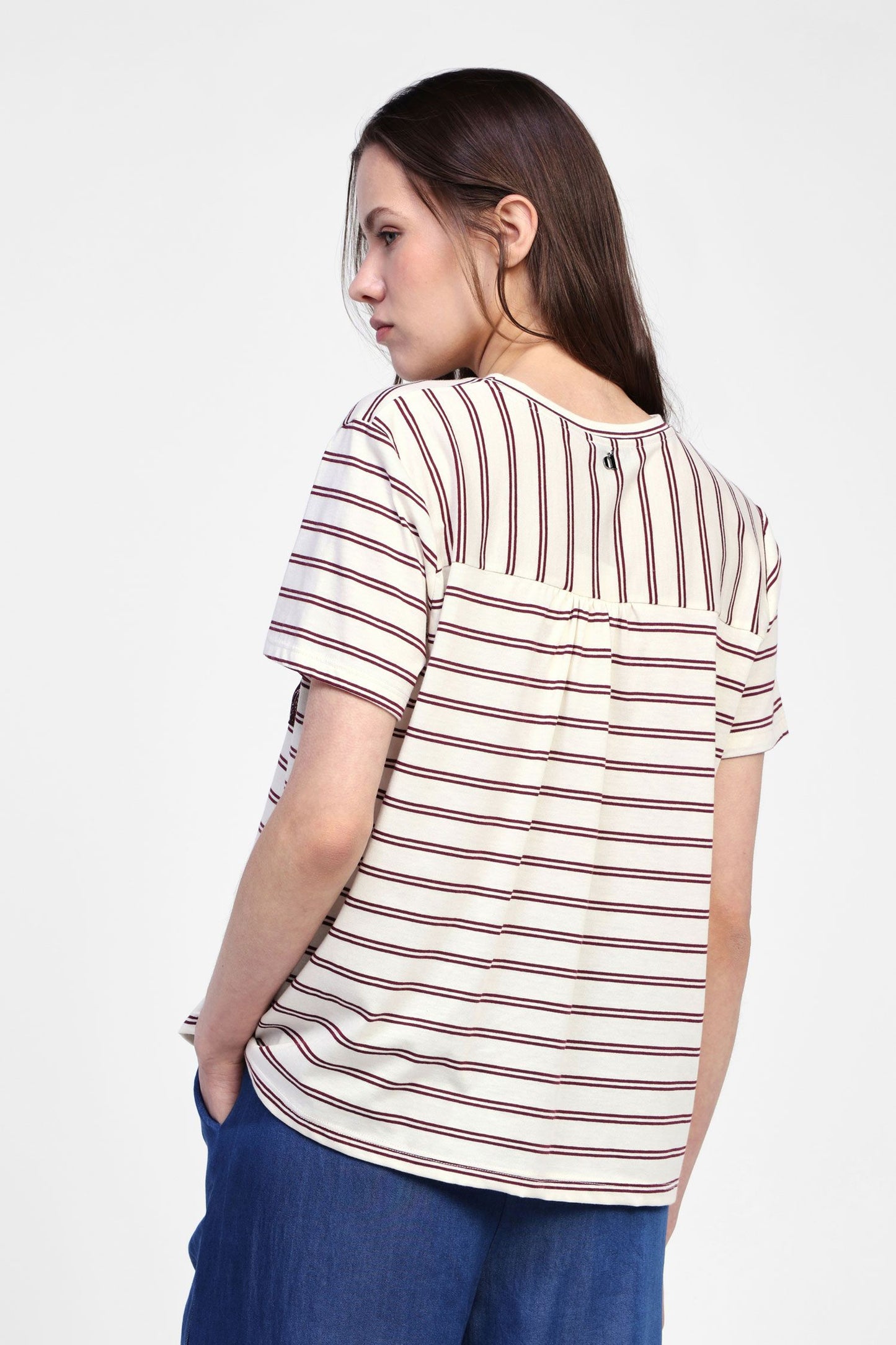 T-shirt a righe con tasca decorata Dixie