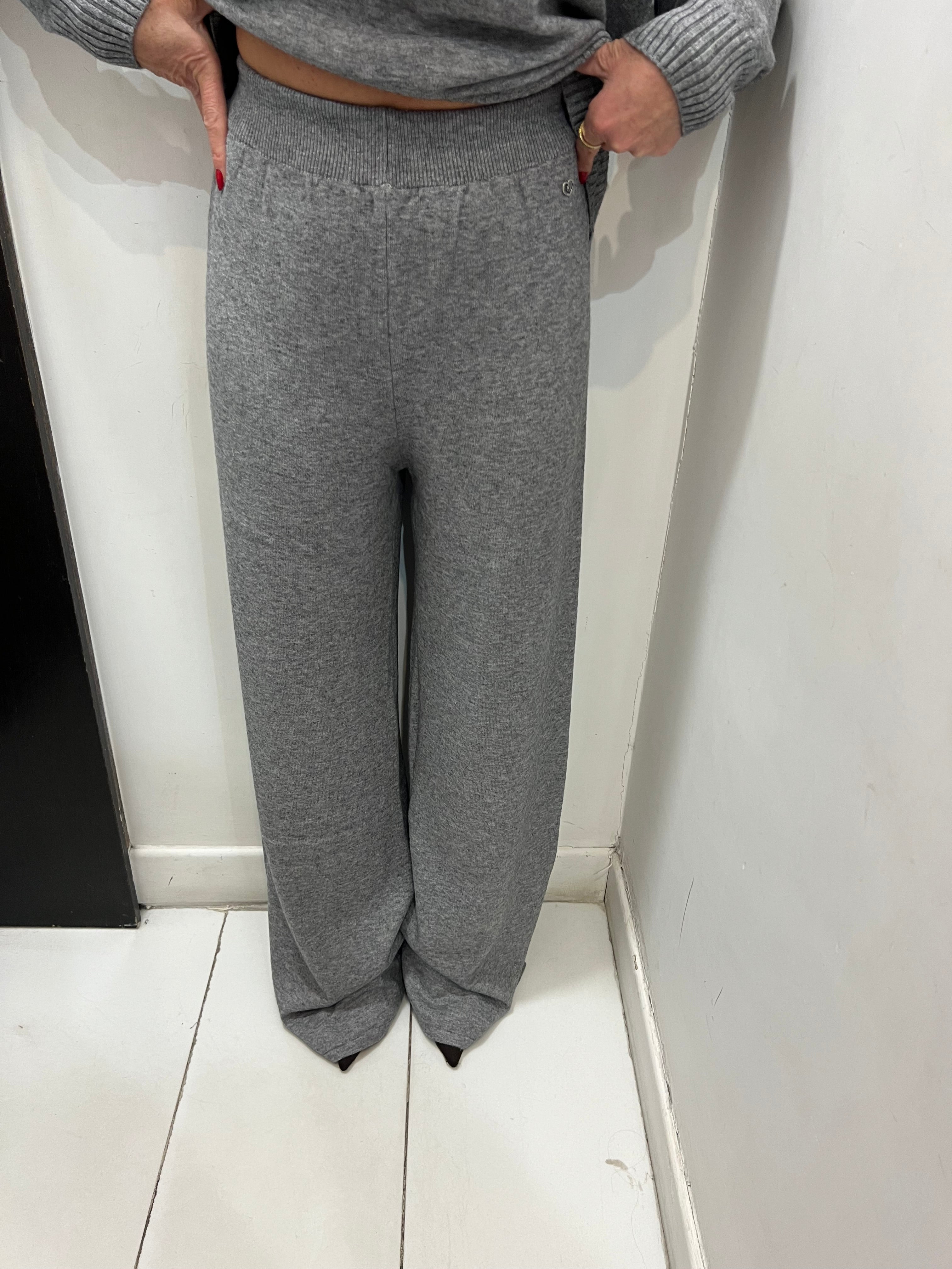 Coordinato in maglia Please