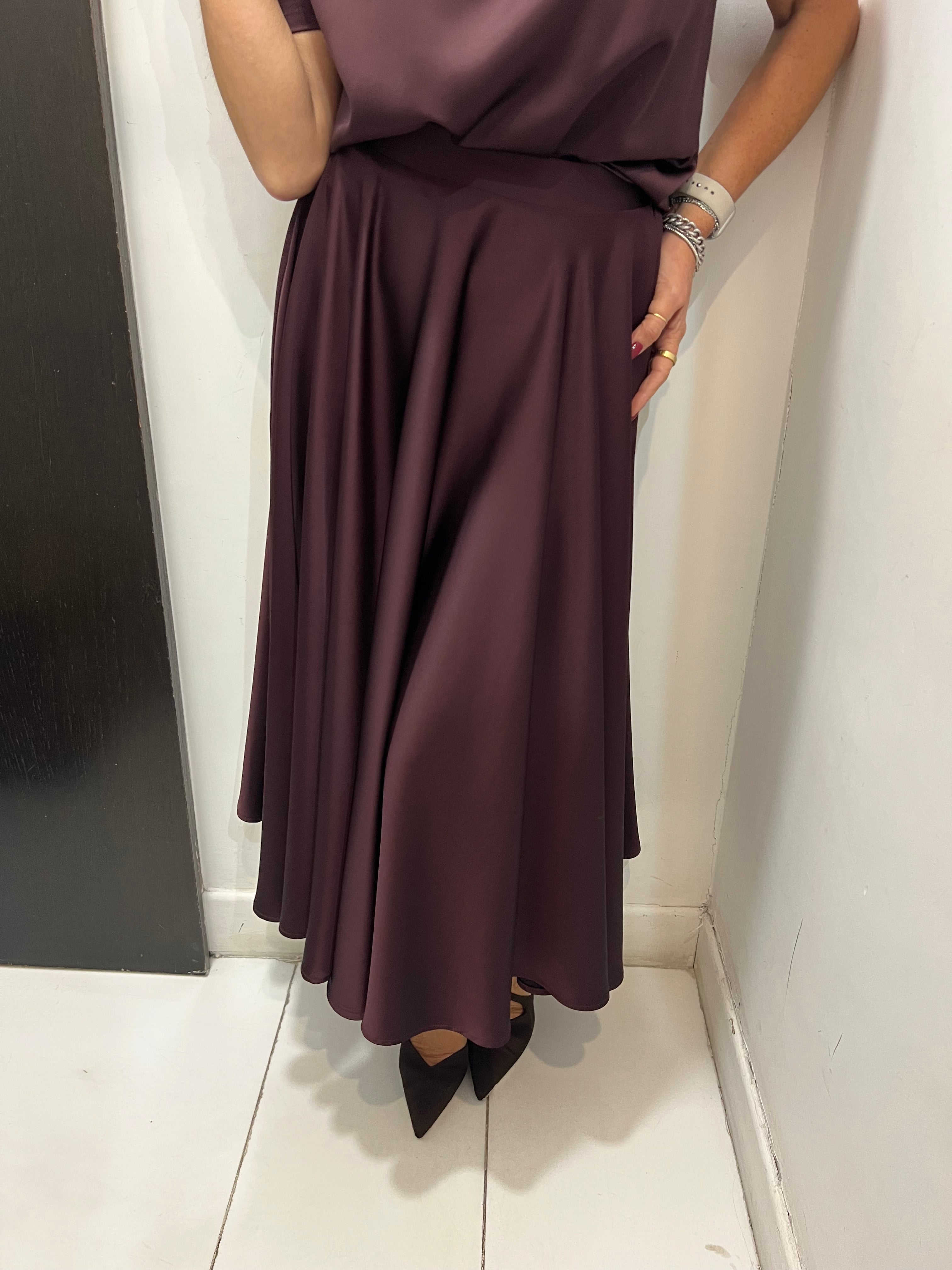 Gonna in satin Imperial