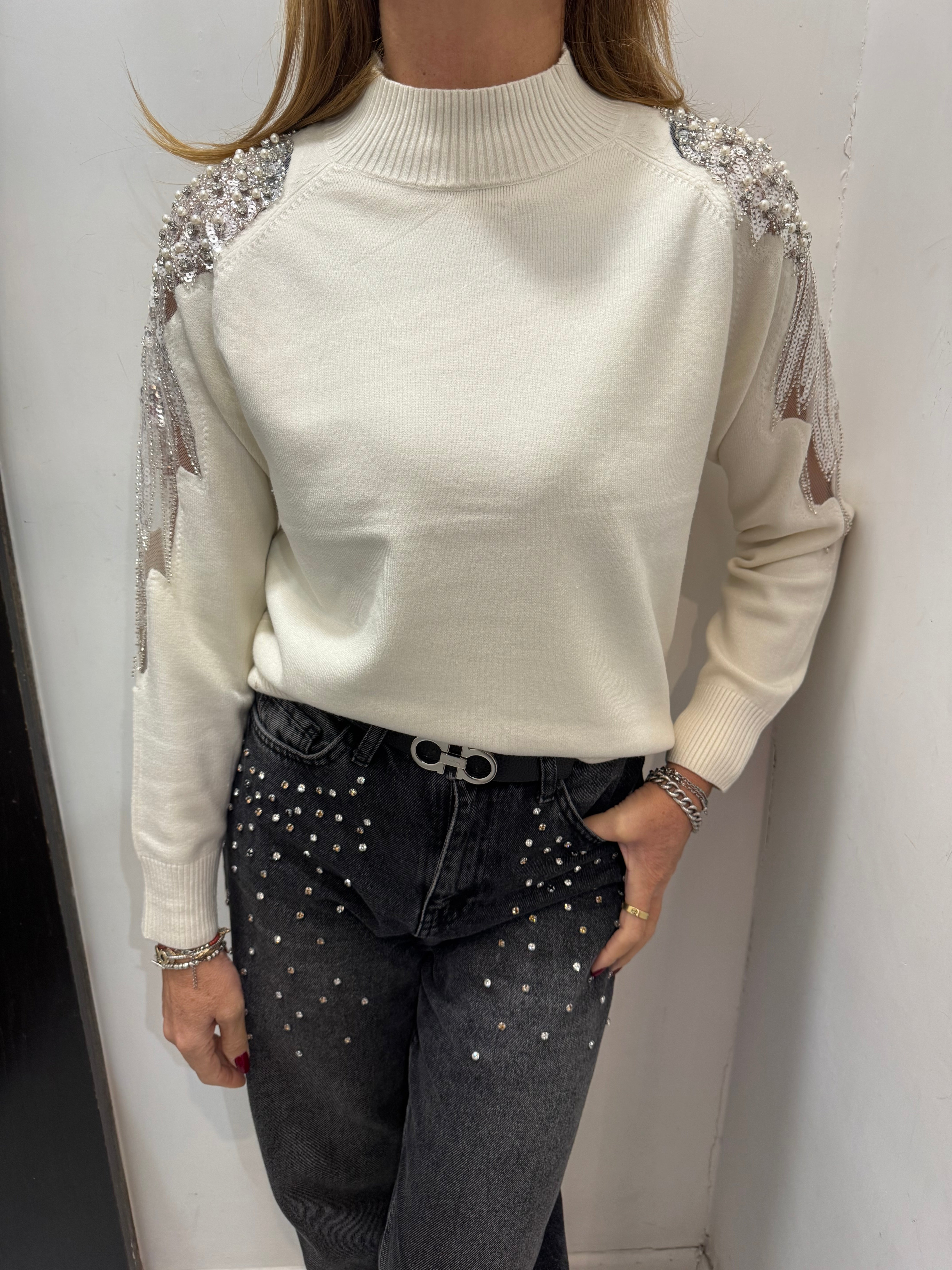 Maglia con applicazioni e paillettes sulle spalle Emisphere