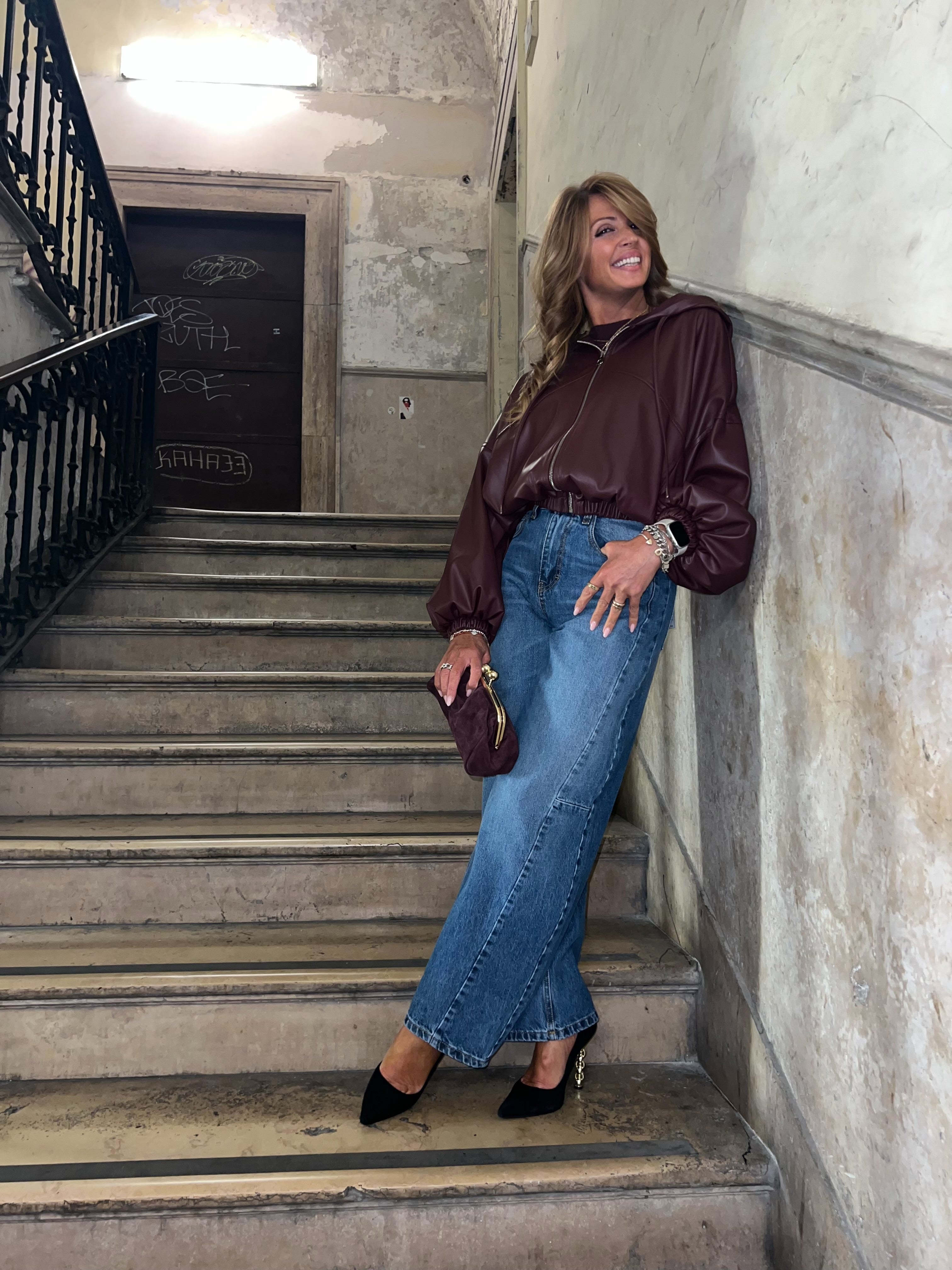 Bomber con cappuccio oversize in similpelle Imperial