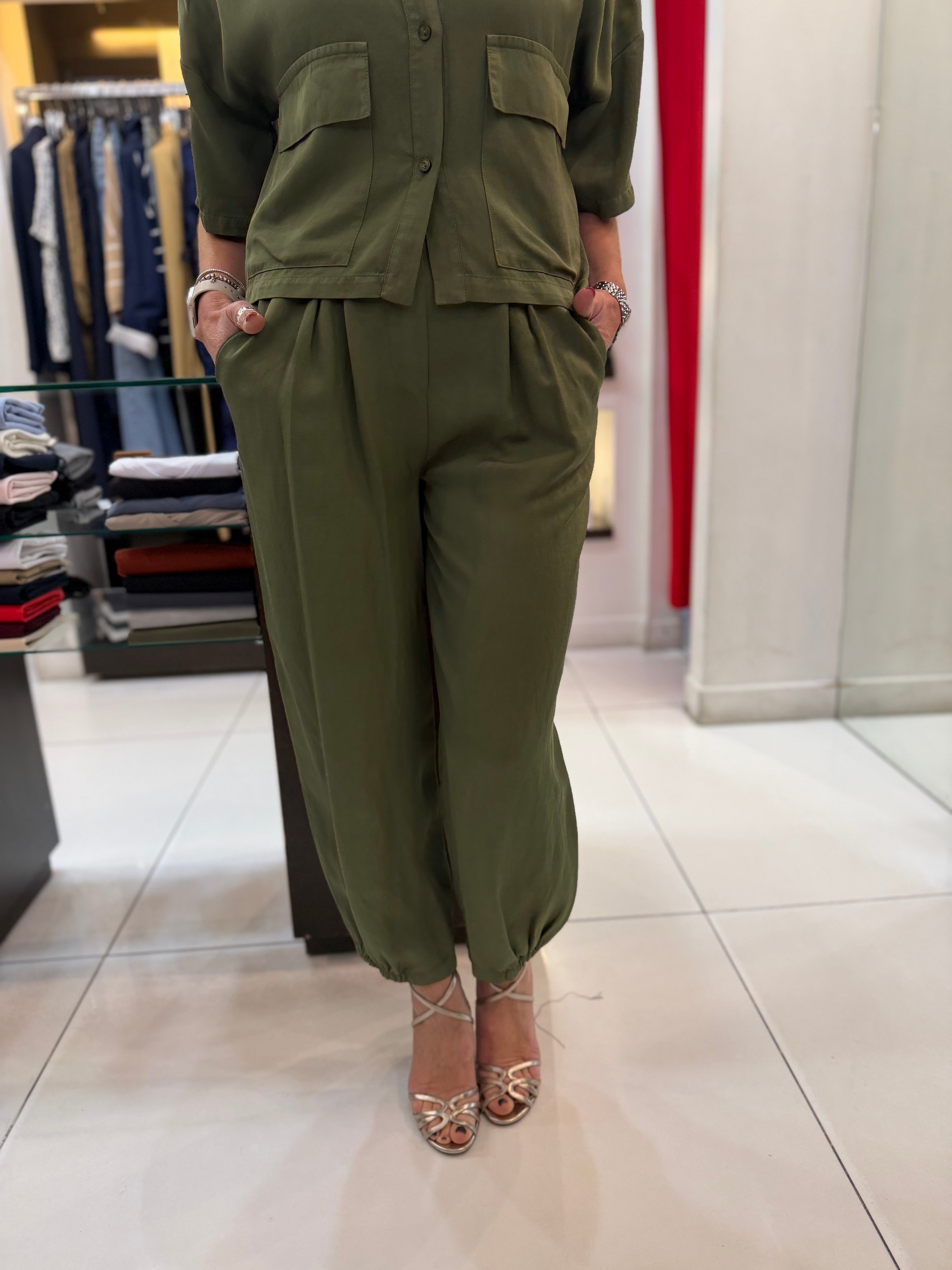 Pantalone carrot fit Manila Grace