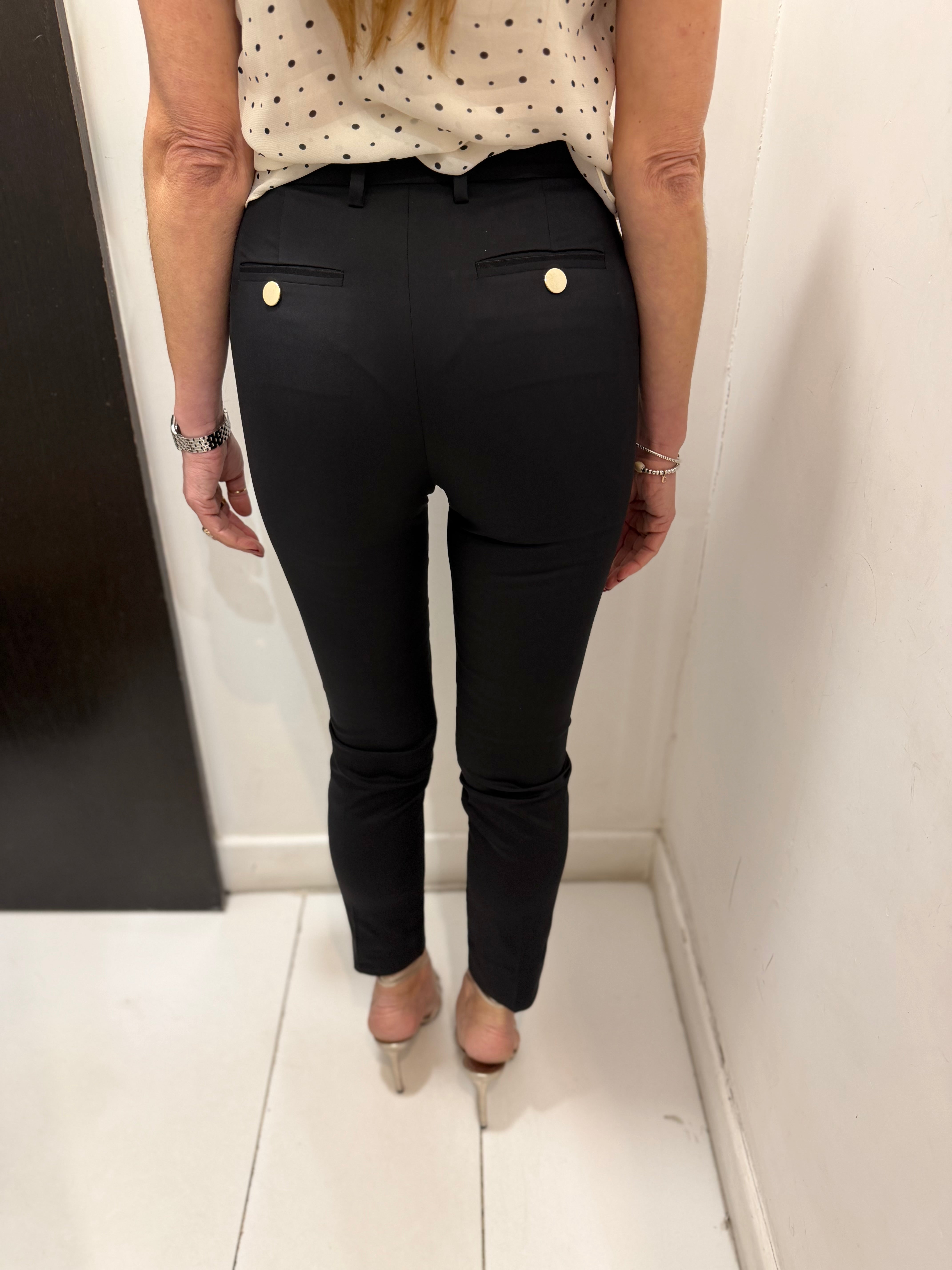 Pantalone con elastico interno e spacchetti Hanita