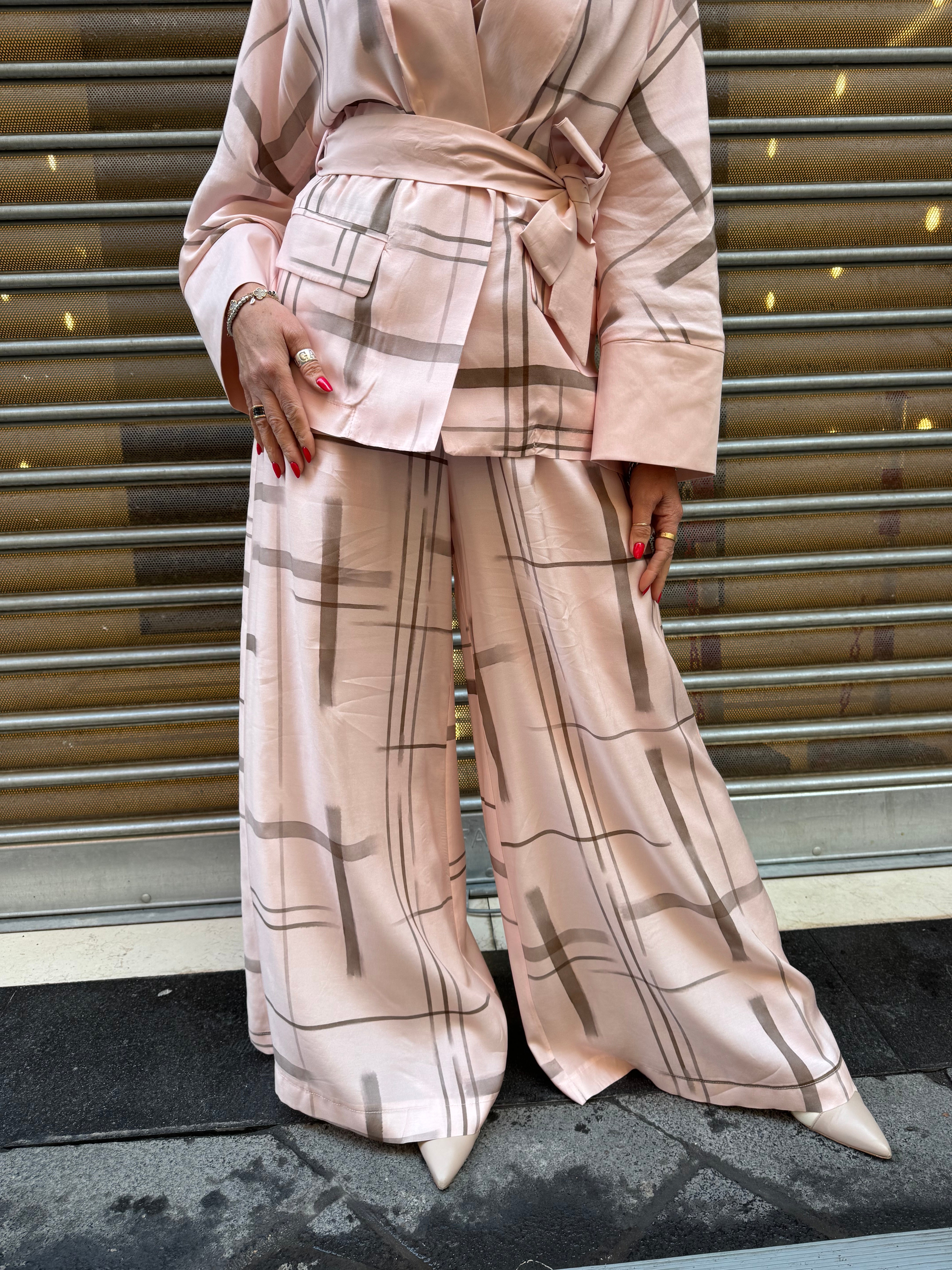 Completo con giacca a kimono fantasia Imperial