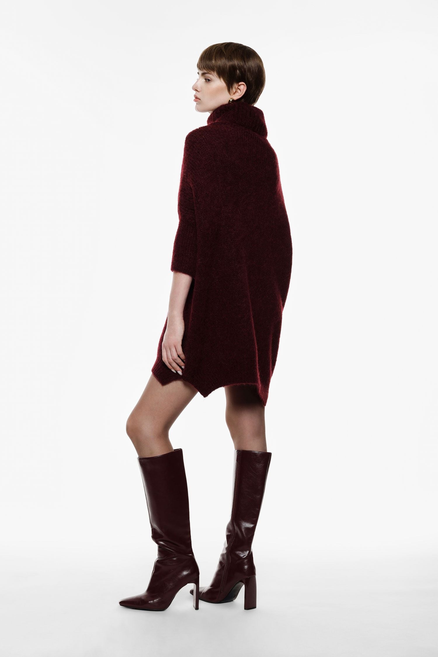 Maglione oversize collo alto manica tre quarti Imperial