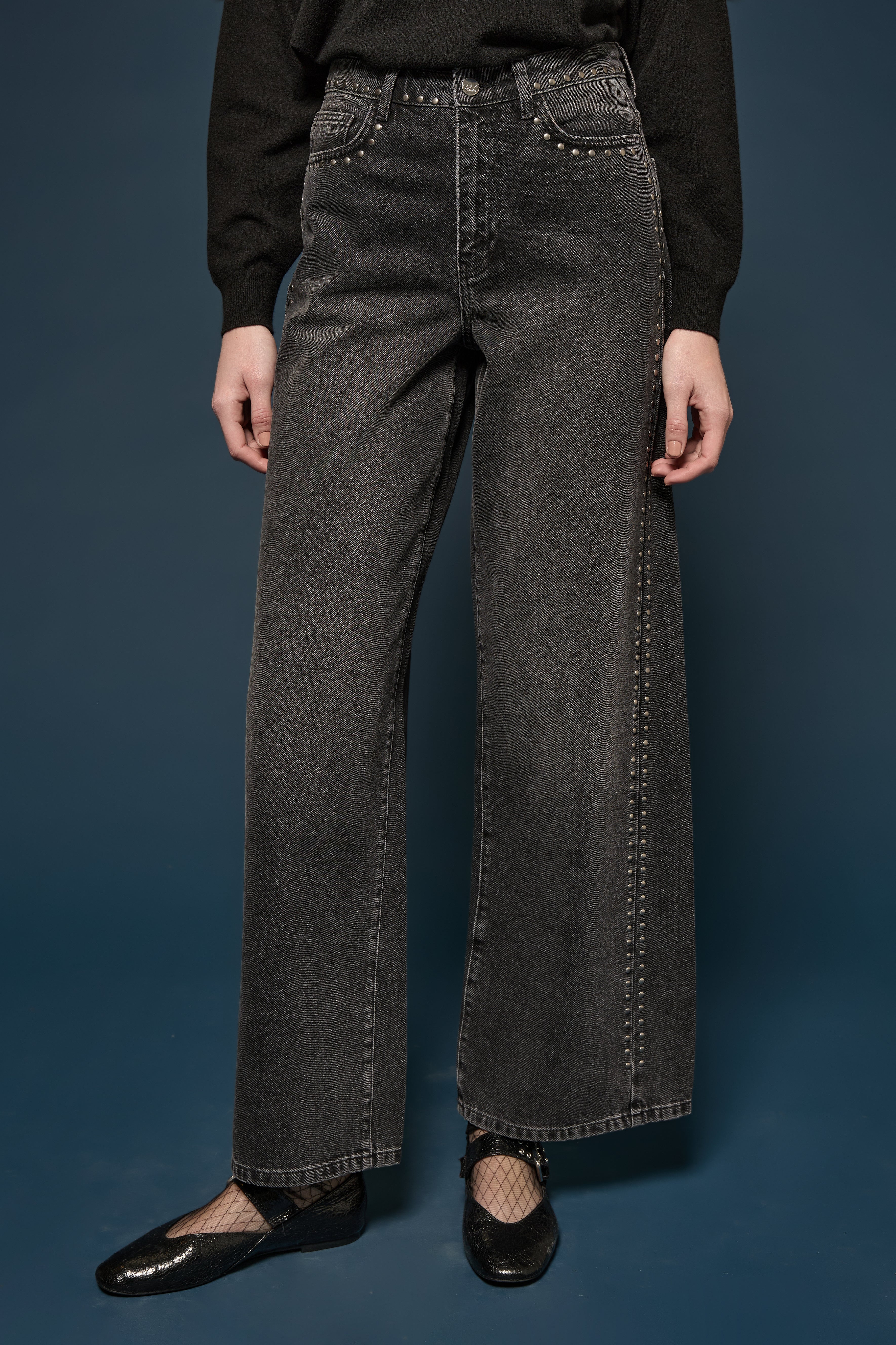 Jeans wide leg nero con borchie Kaos Denim