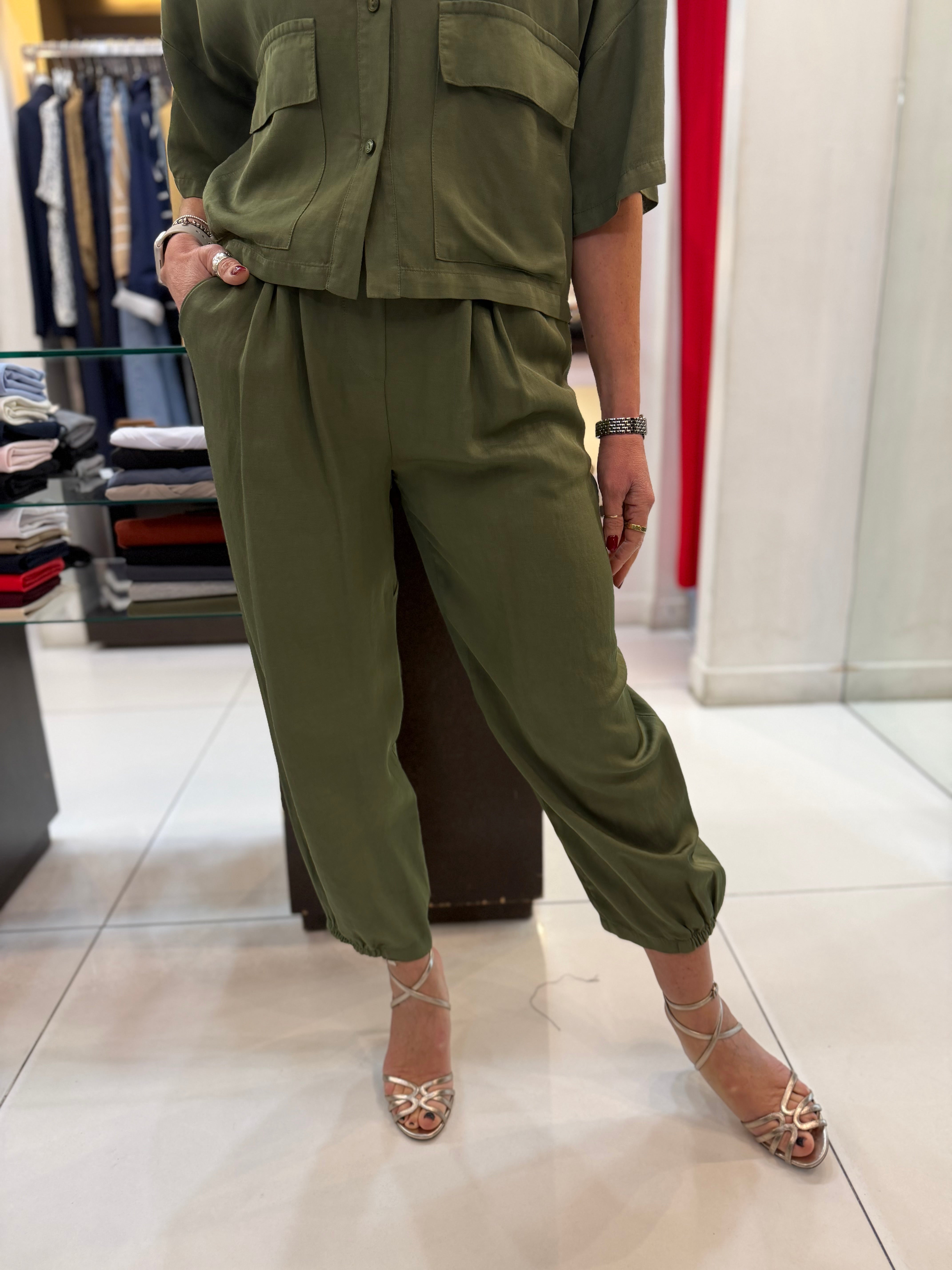 Pantalone carrot fit Manila Grace