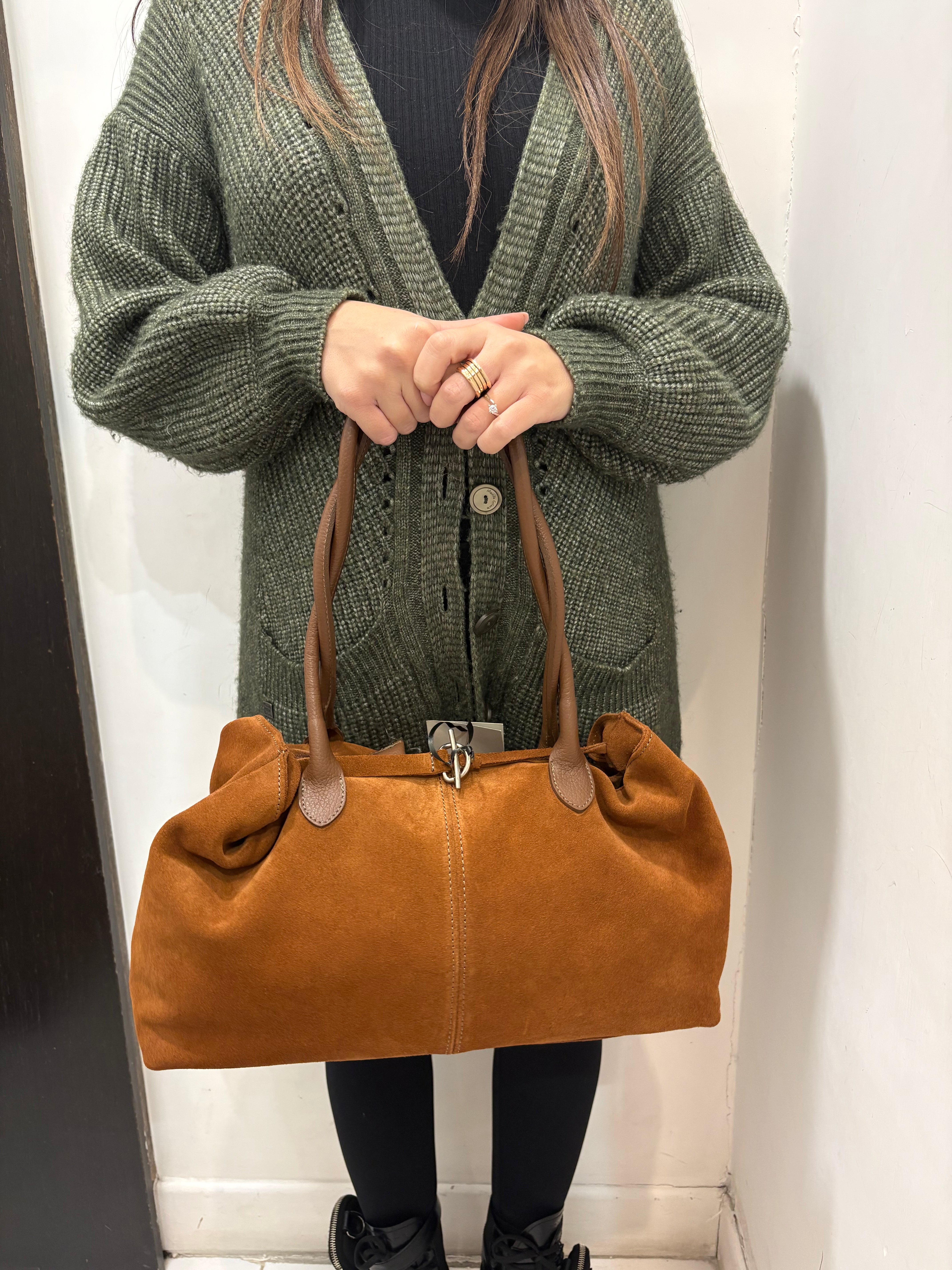 Borsa in camoscio con doppi manici e chiusura a zip Emisphere