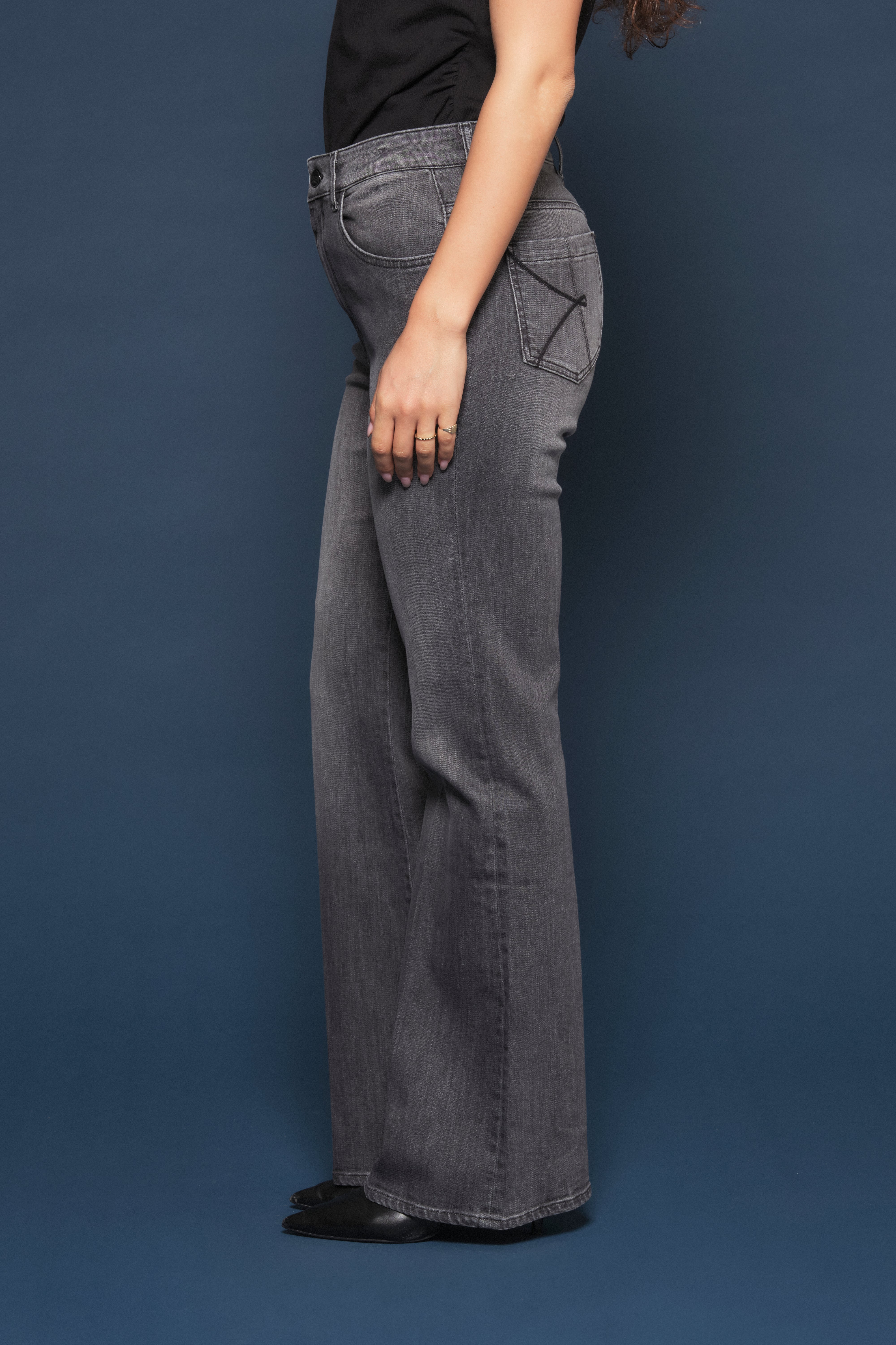 Jeans bootcut nero délavé by Kaos Denim