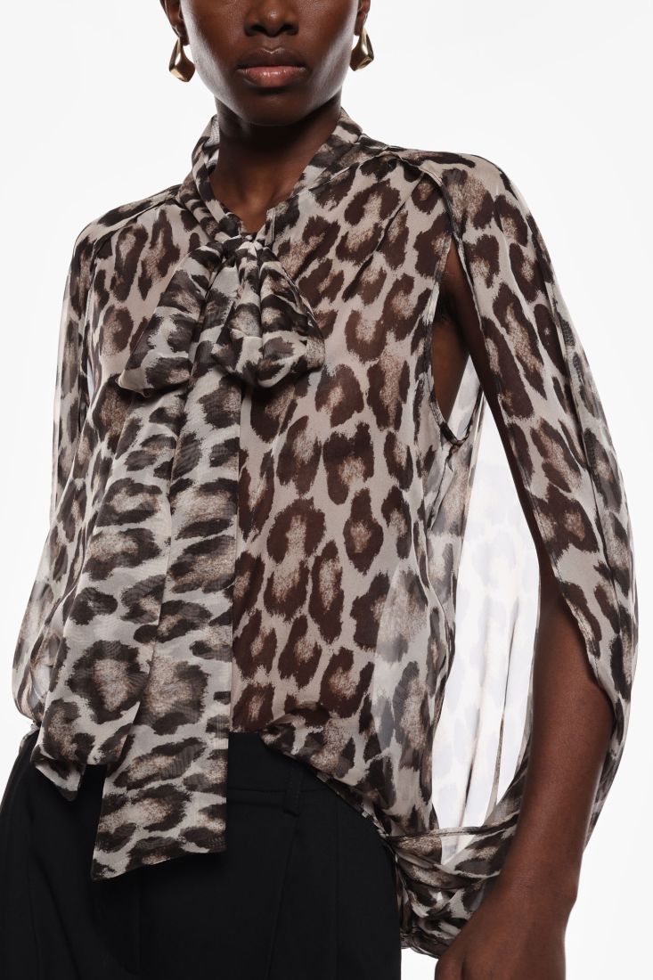 Camicia con collo a punta stampa Imperial