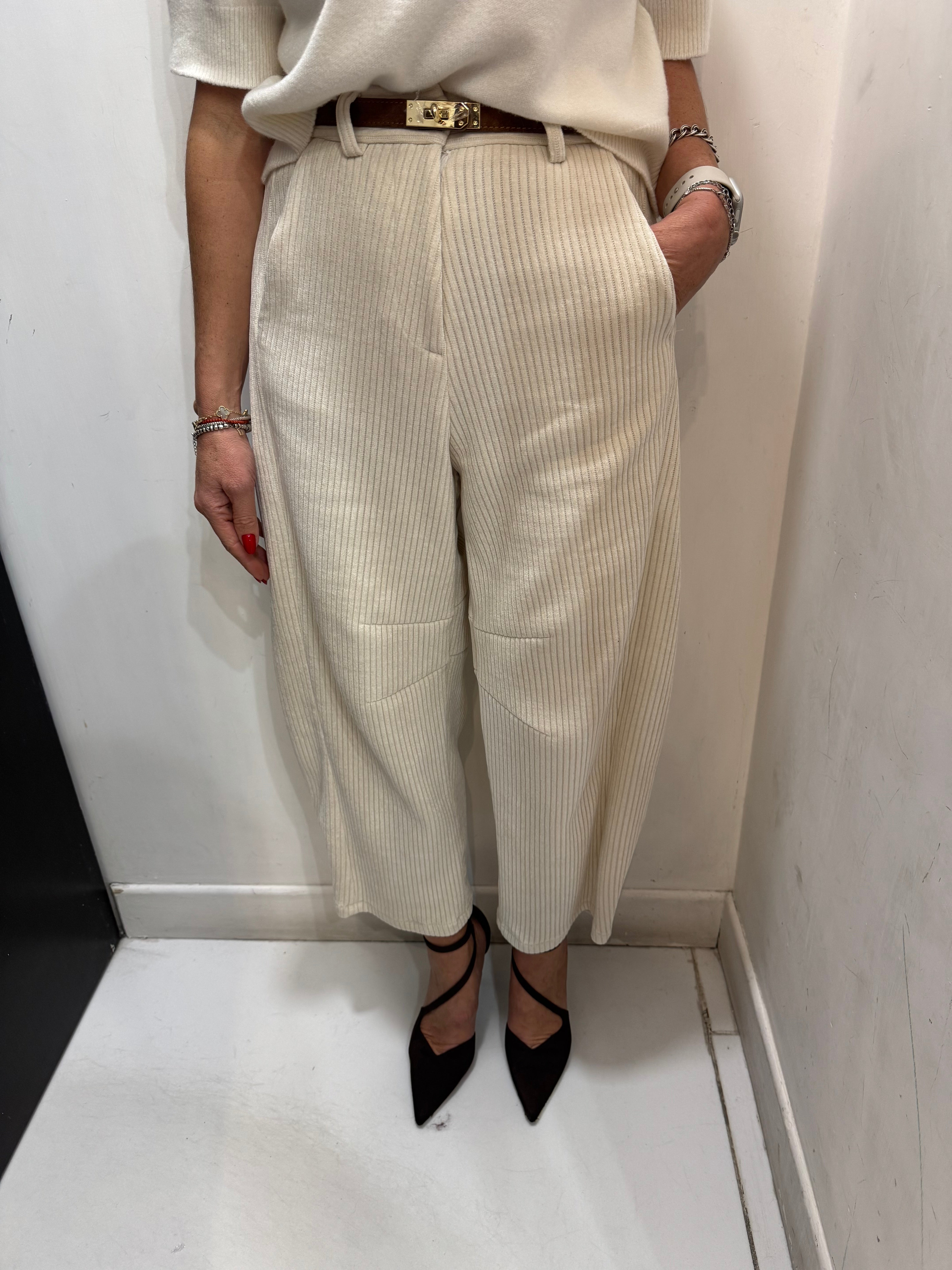 Pantalone barrel in velluto a coste Imperial