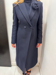 Cappotto doppio petto spigato con spilla