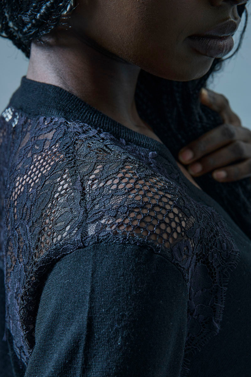 Maglia con Dettagli in Pizzo Icona