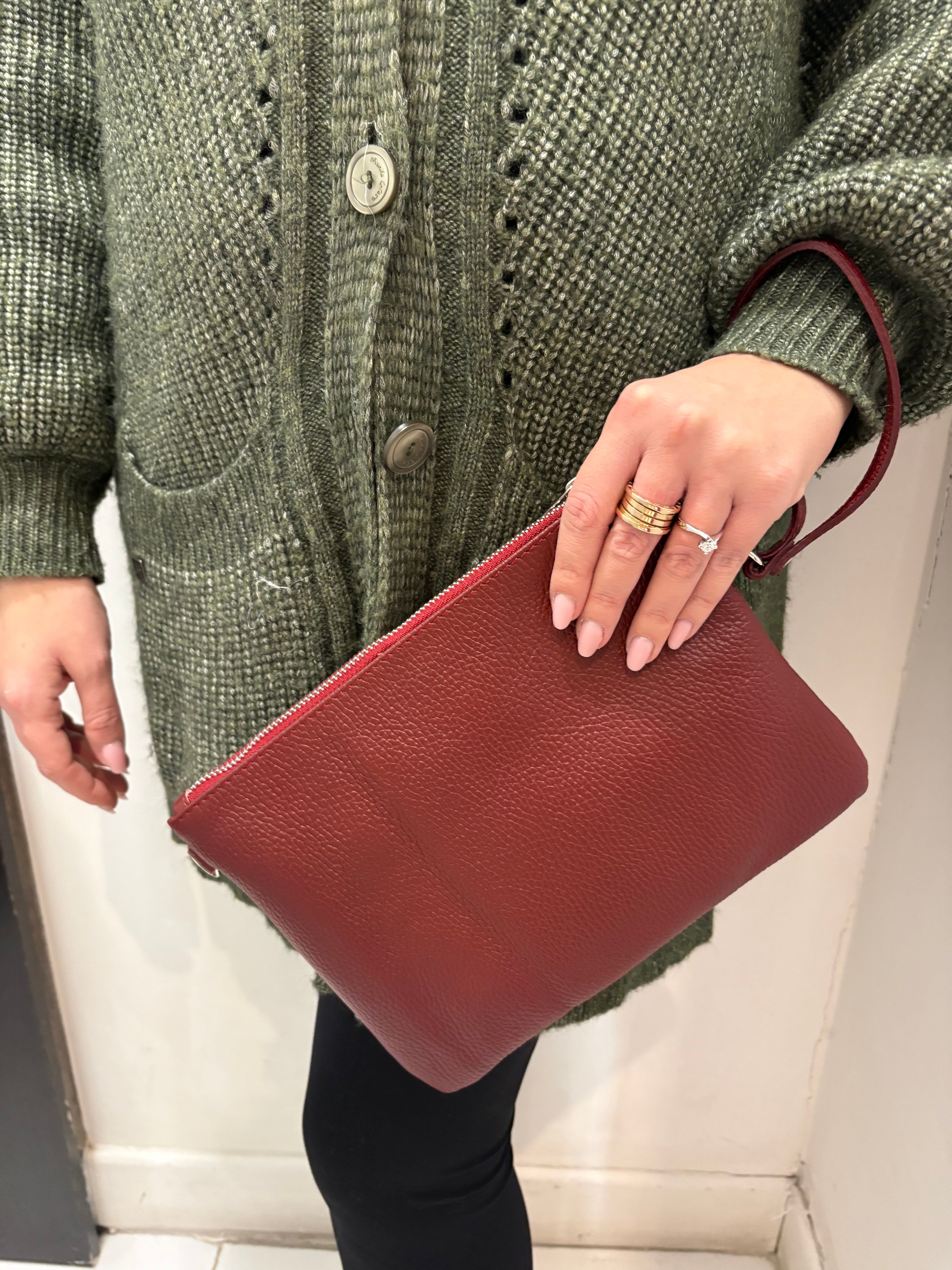 Pochette in pelle con tracolla Emisphere