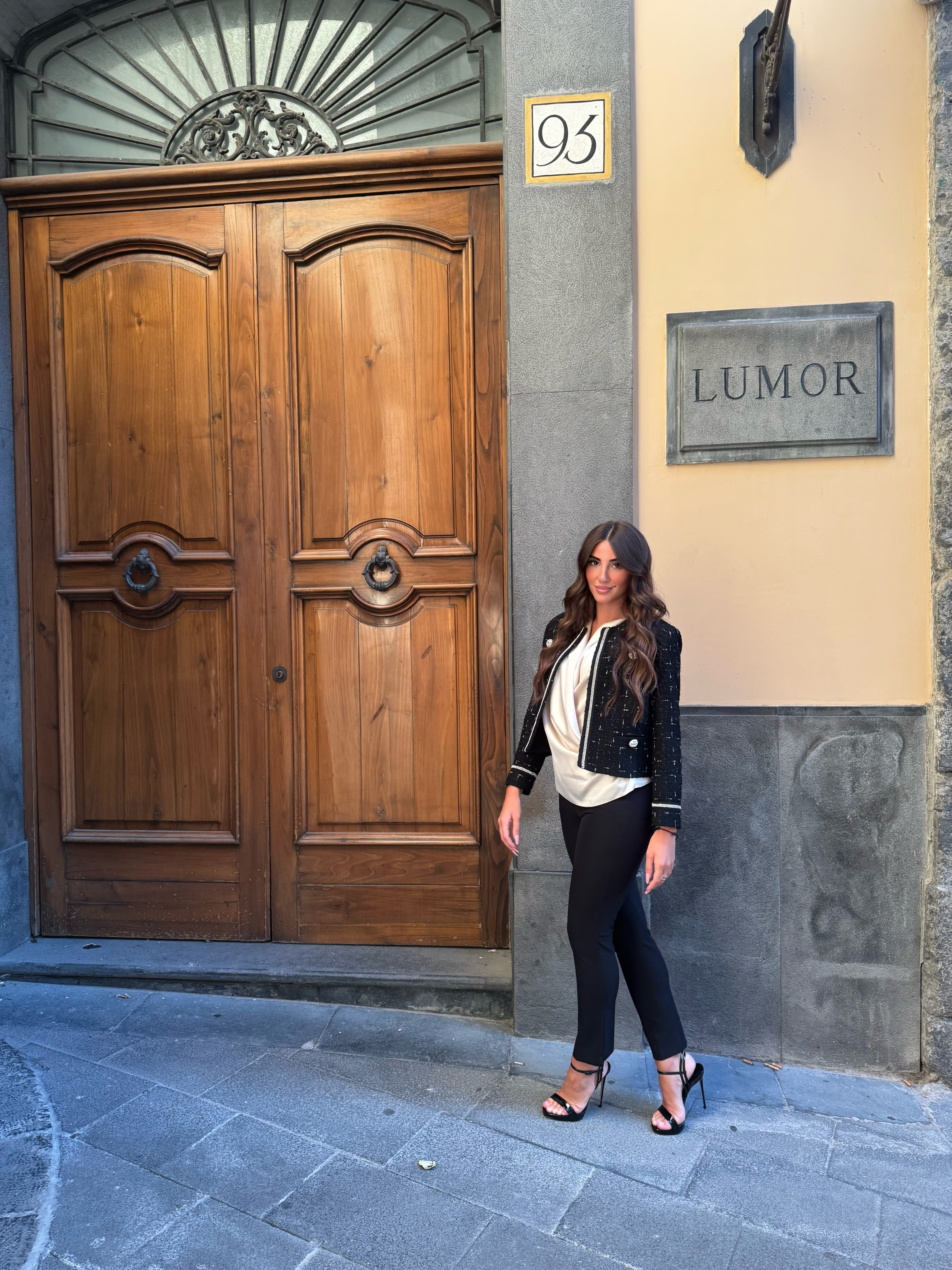 Pantalone skinny con piping al bustino e spacchetti Hanita