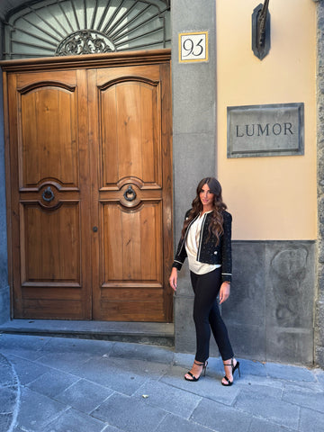 Pantalone skinny con piping al bustino e spacchetti Hanita