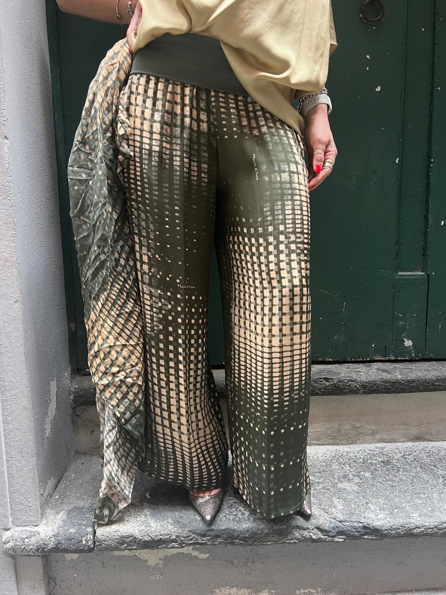 Pantalone crop con baschina Manila Grace