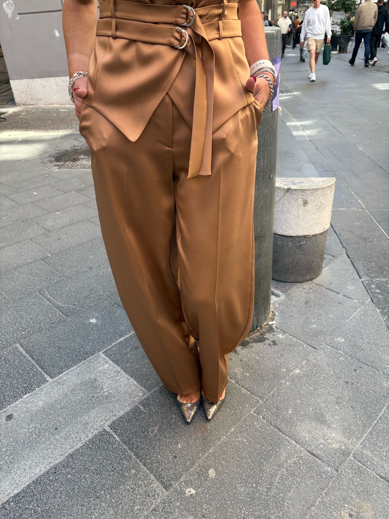 Completo in satin Imperial