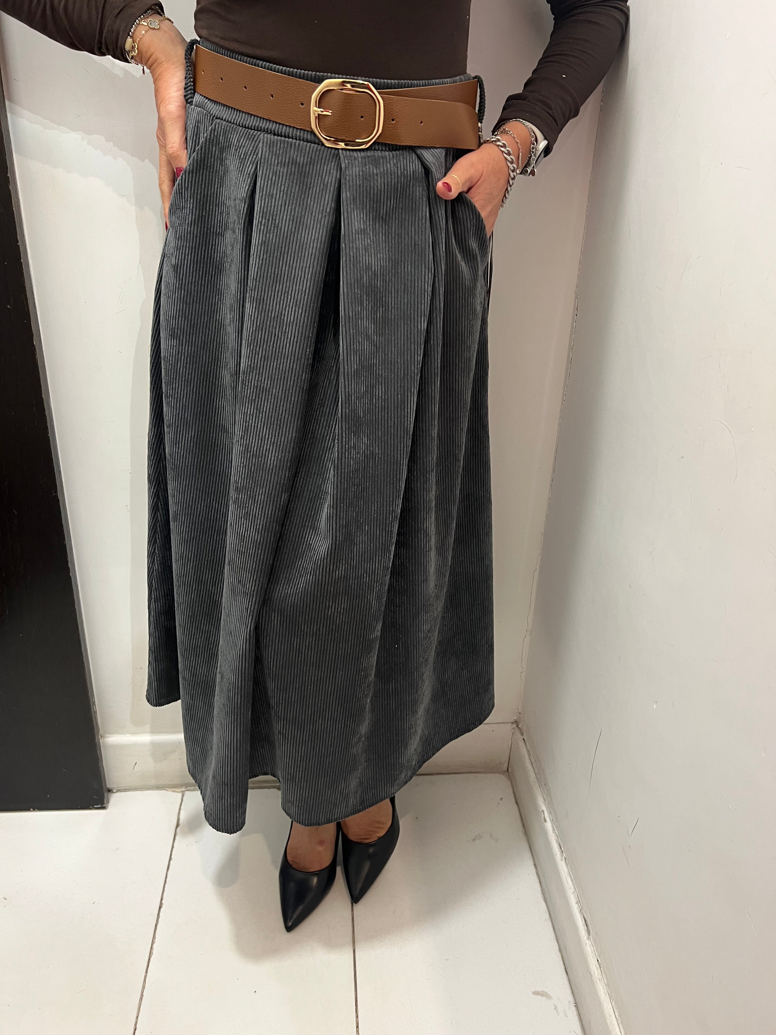 Gonna a coste millerighe con cintura di dotazione Emisphere