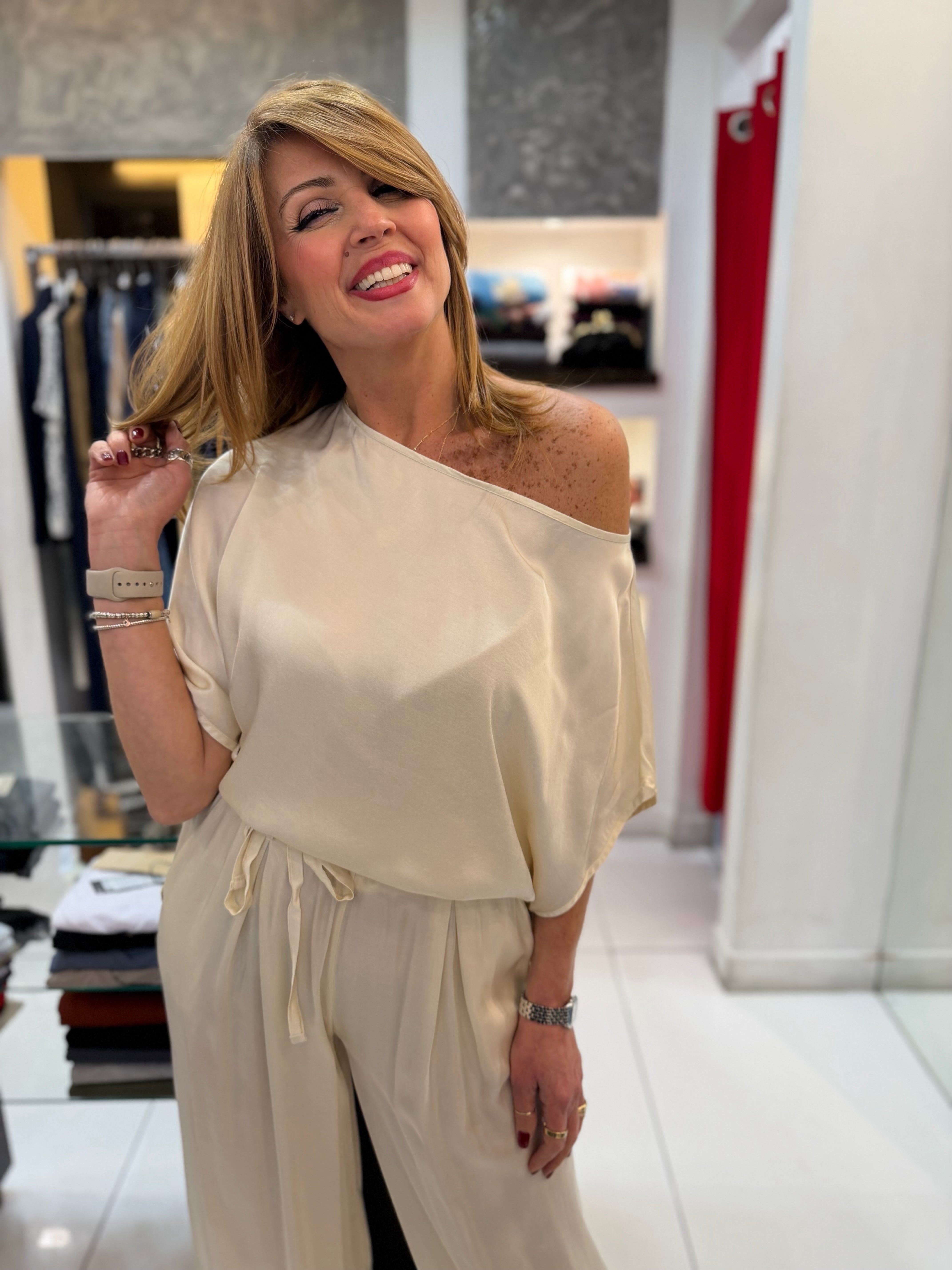 Blusa asimmetrica Manila Grace