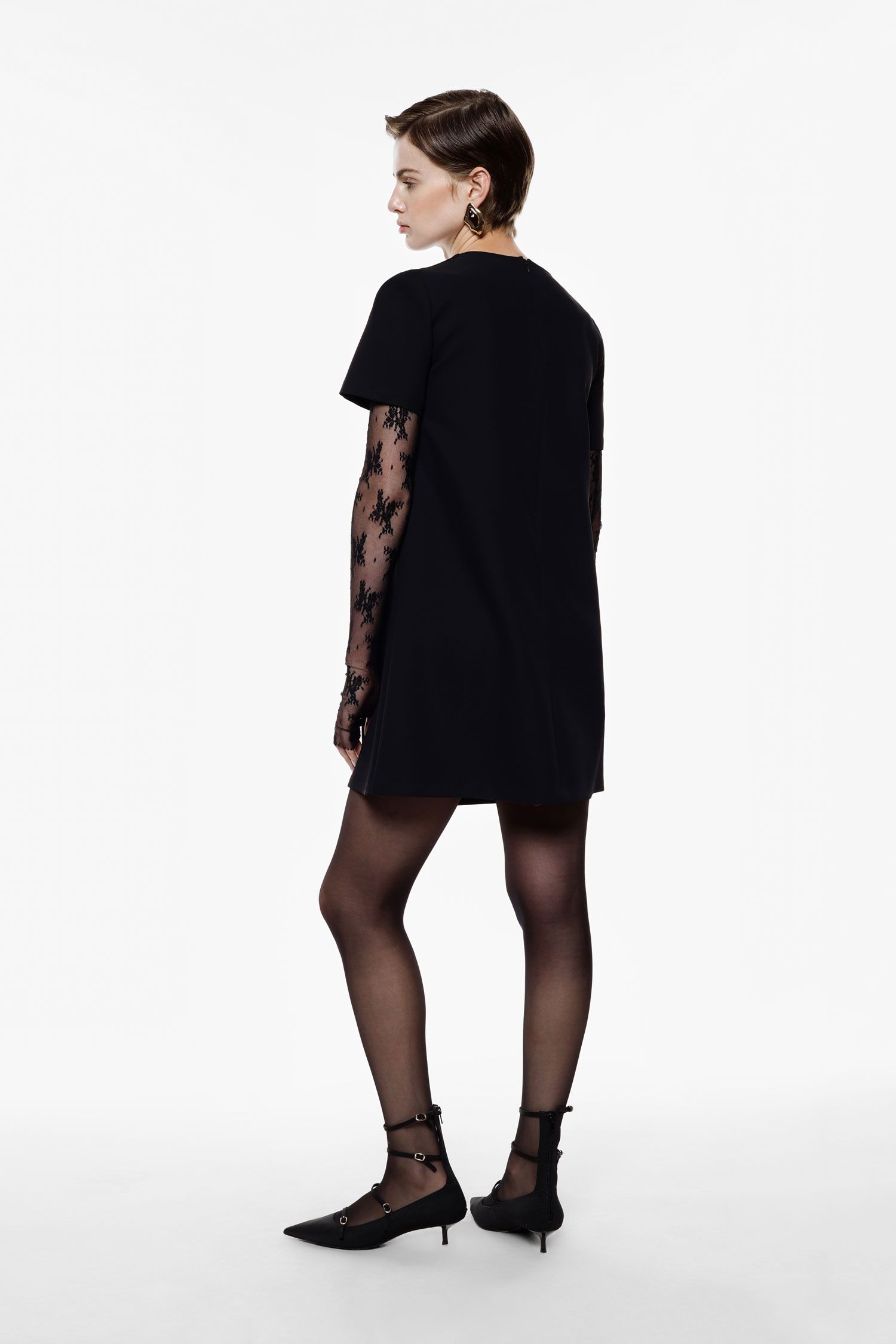 Abito corto con maniche corte e applicazioni in pizzo Imperial