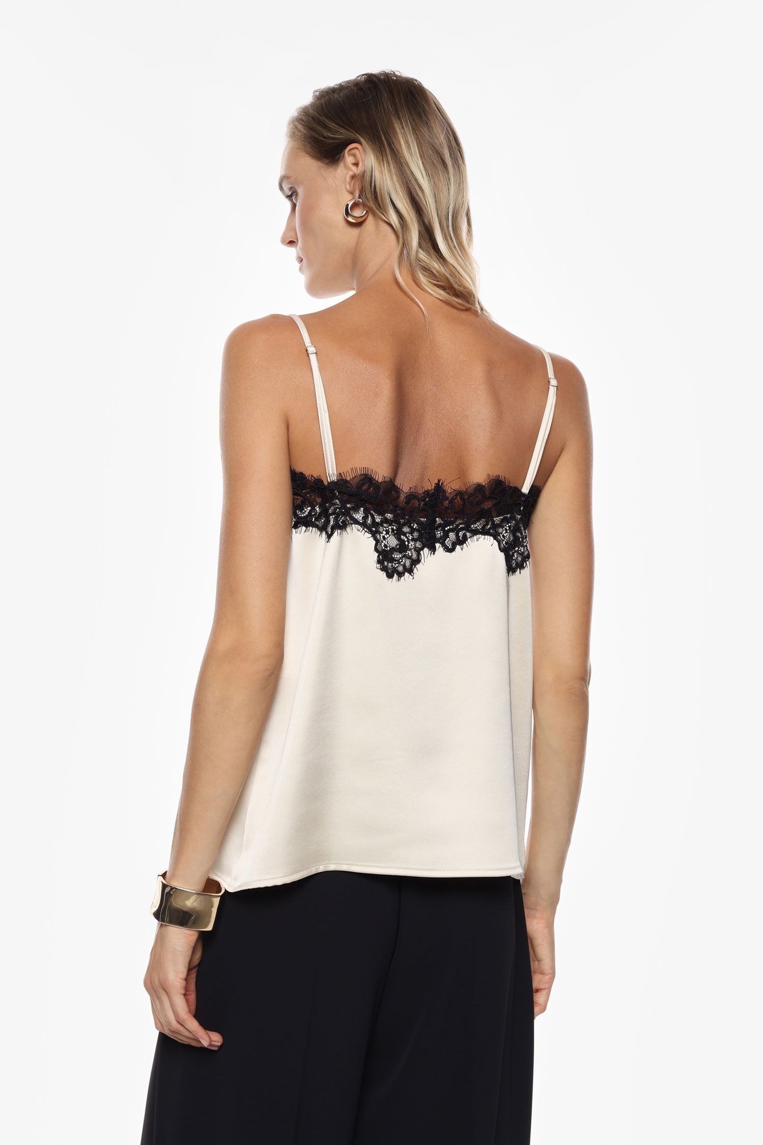 Top con spalline sottili e bordo in pizzo Imperial